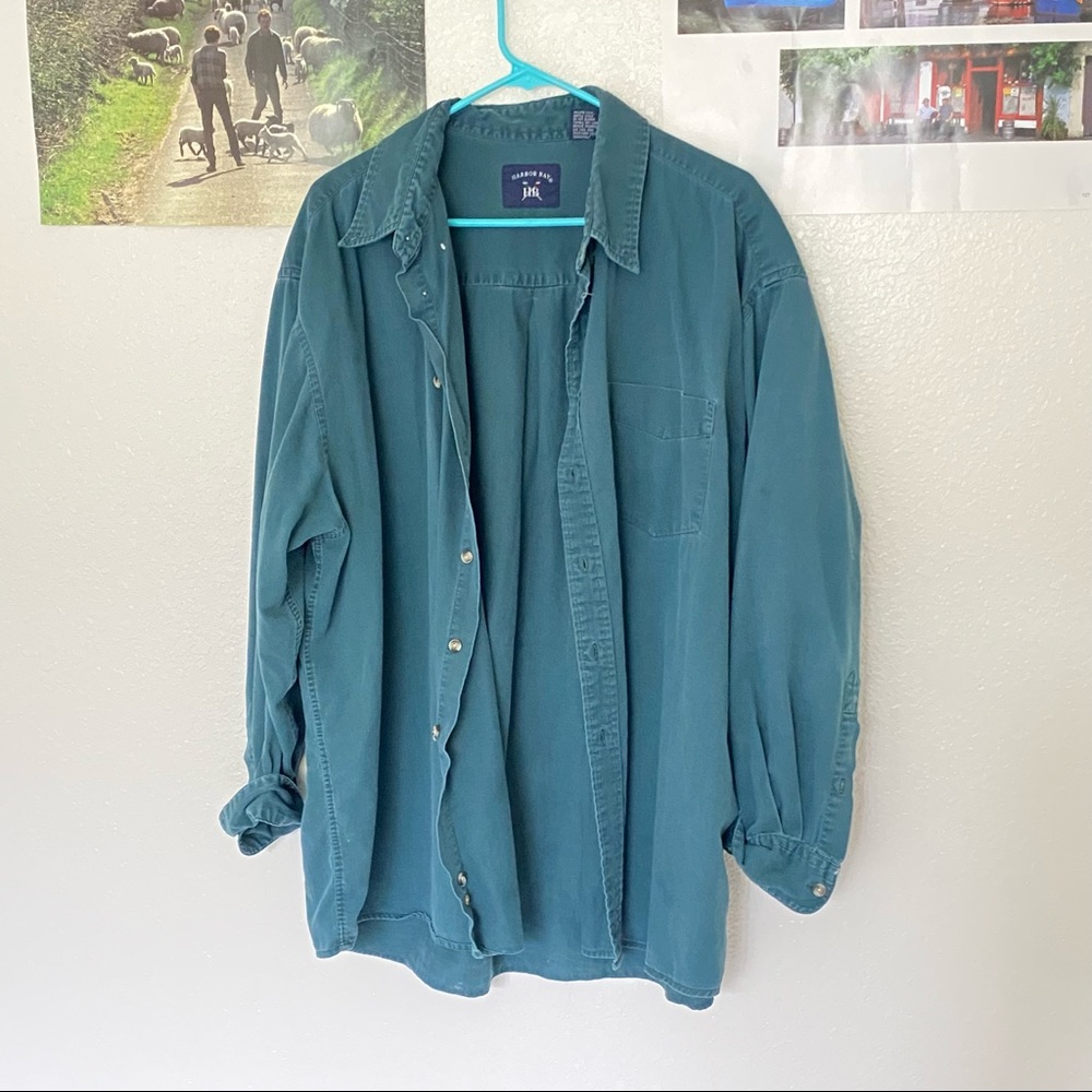 🌸Oversized forest green button up